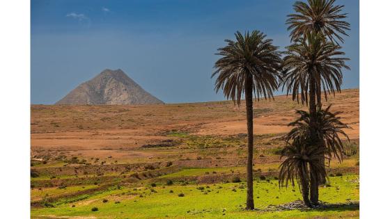 Tindaya på Fuerteventura, også kalt Montaña Sagrada (det hellige fjellet)