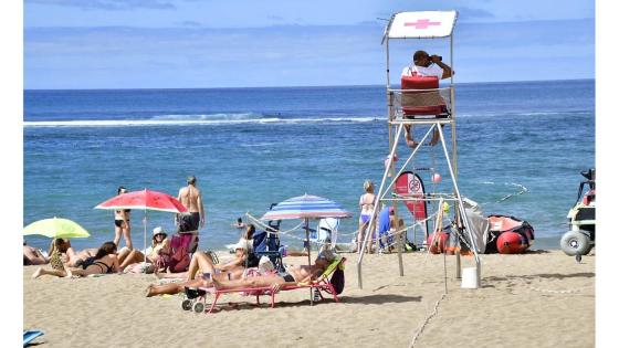 Badevakt på strand, Gran Canaria.