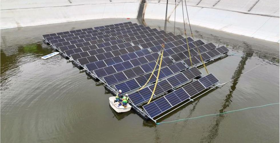 Flytende solceller installeres i vannreservoar på Kanariøyene.